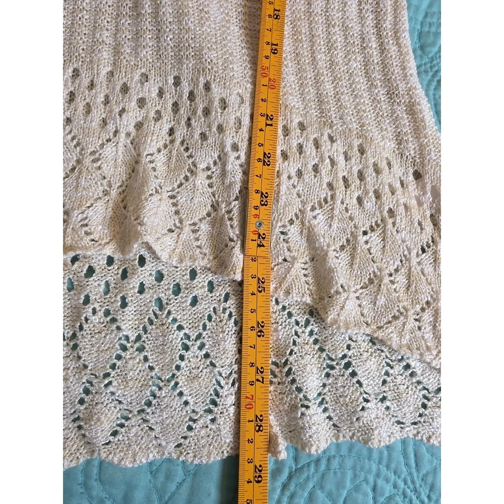LC Lauren Conrad Cream Pointelle Knit Bell Sleeve‎ Sweater Medium Scoop Neck